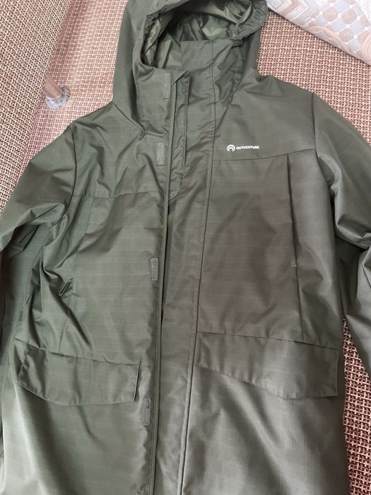 Продам утепленную куртку для мальчика