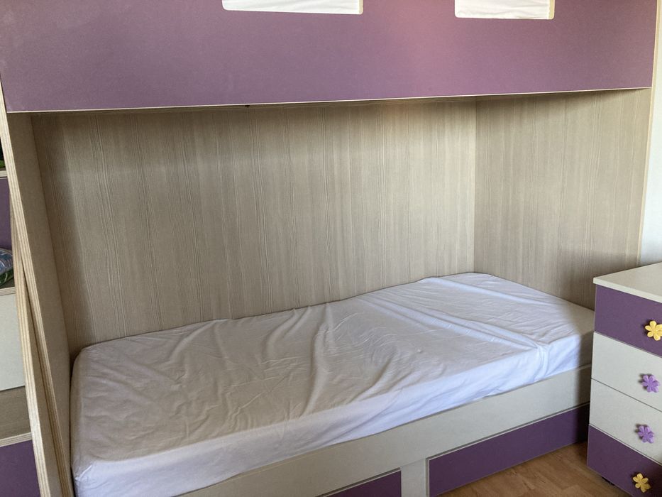 Pat supraetajat mov pentru copii