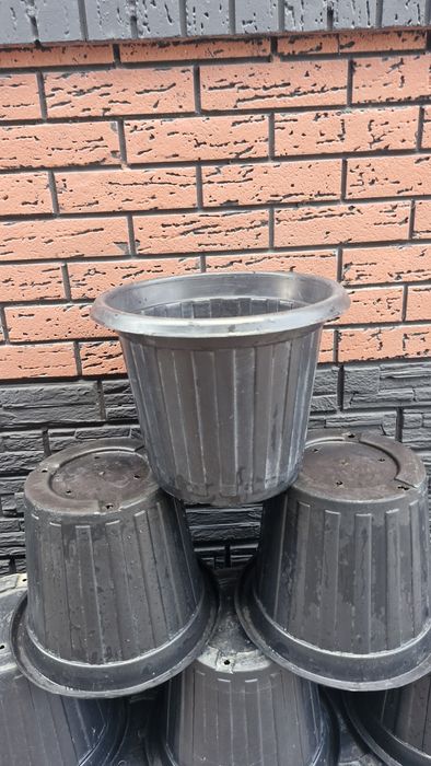 Продаётся горшке для цветов