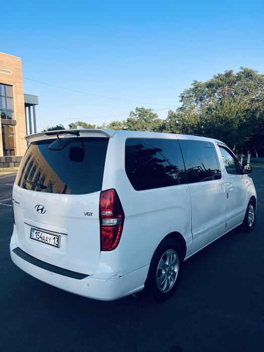 Hyundai Grant Starex 2018
