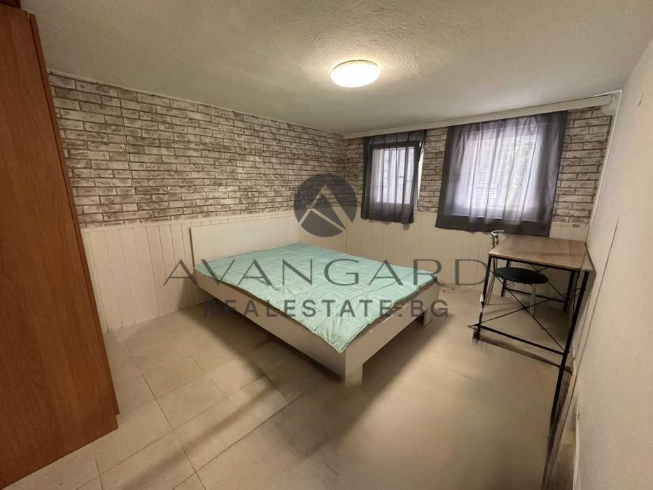 Продава се Двустаен апартамент в Пловдив, Център - 45 кв.м за 2178 €/кв.м - Снимка #2