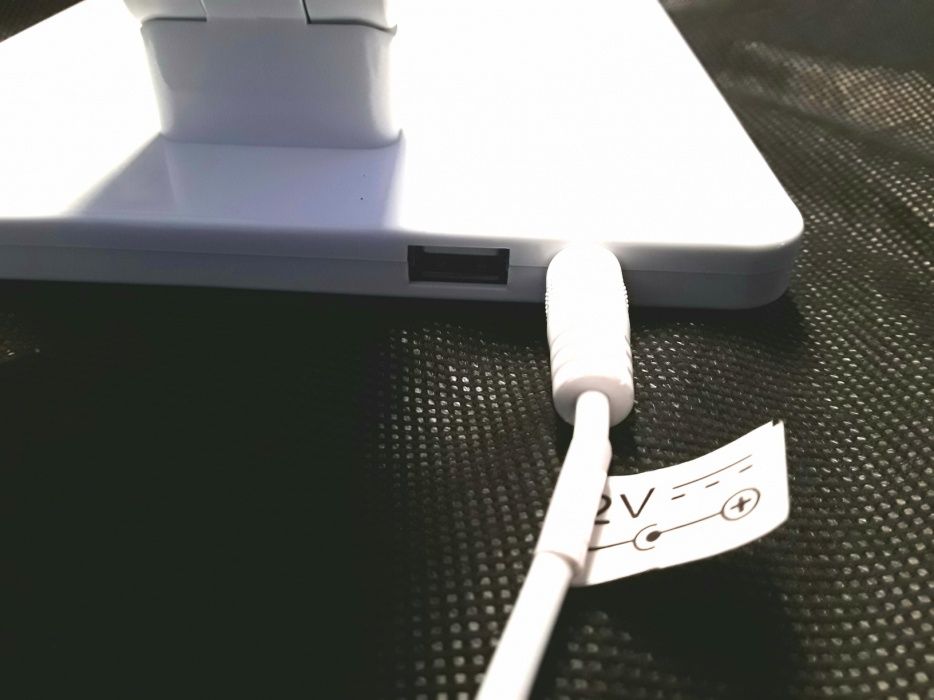 LAMPĂ DE BIROU electronica LEDURI, control culoare in 5 trepte - NOUĂ