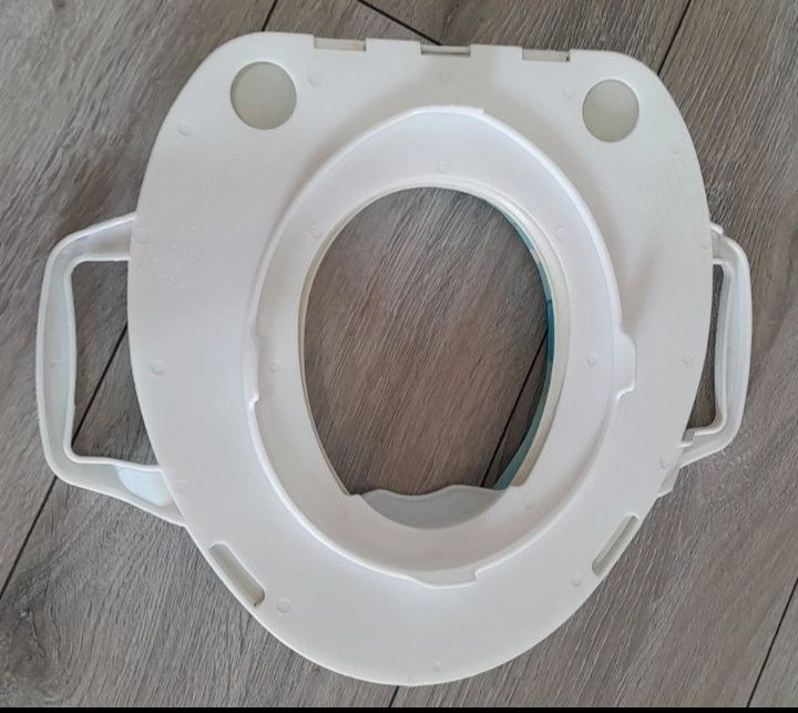 Vînd suport pn toaletă copii