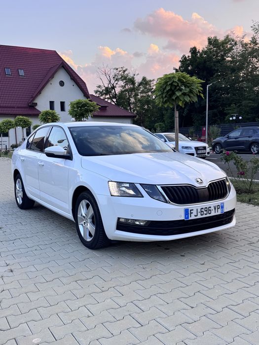 SKODA Octavia 2019 — imagine 2