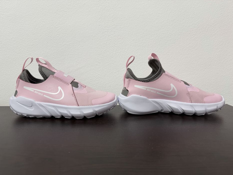 Детски маратонки NIKE Flex Runner 2