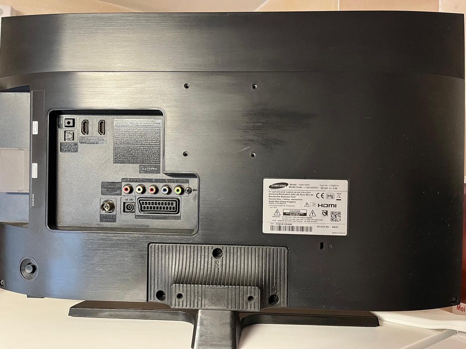 Samsung LED - TV Monitor
