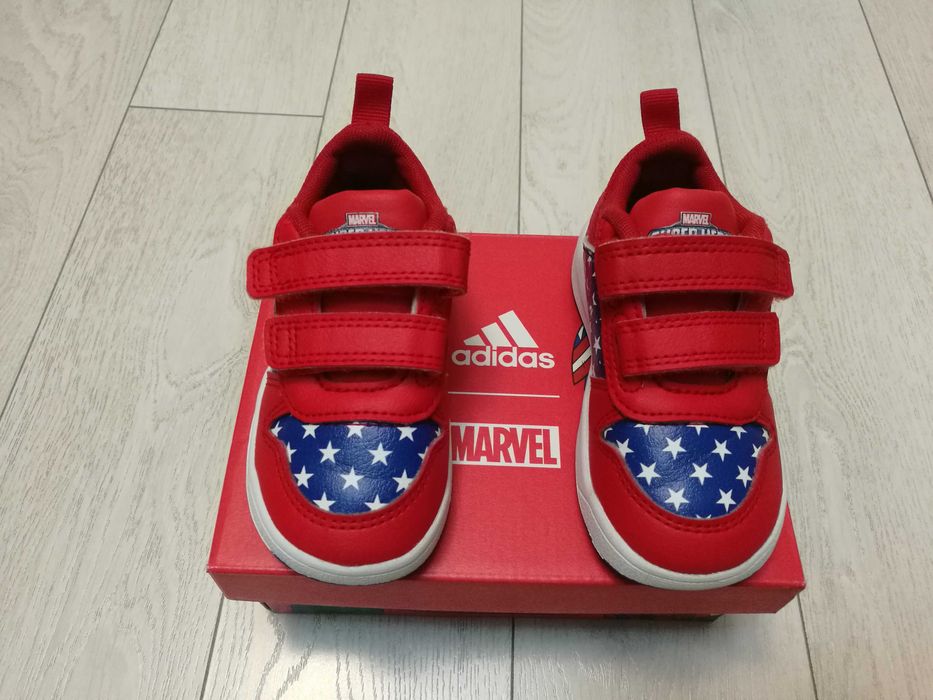 Детски маратонки ADIDAS-MARVEL