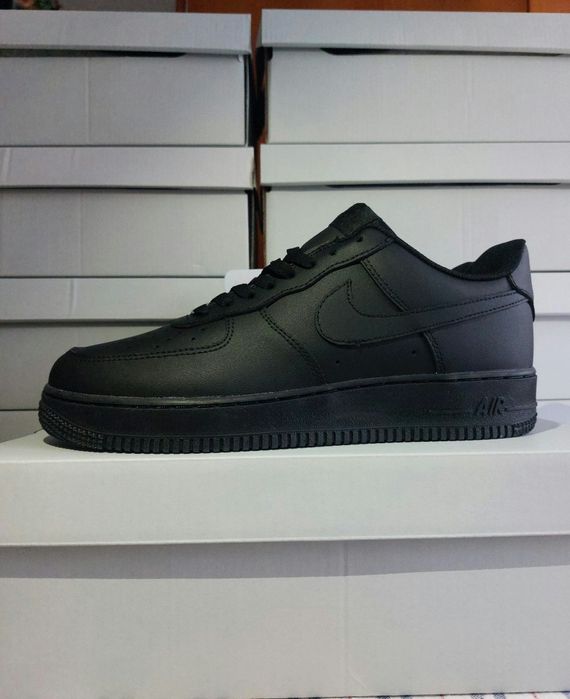 Nike Air Force 1 Low '07 All Black