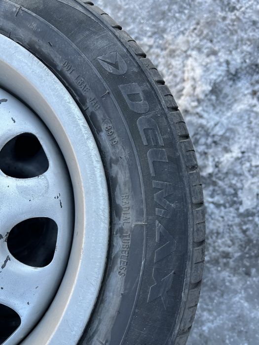 Продам 4 диска и 3 балона р14 лето