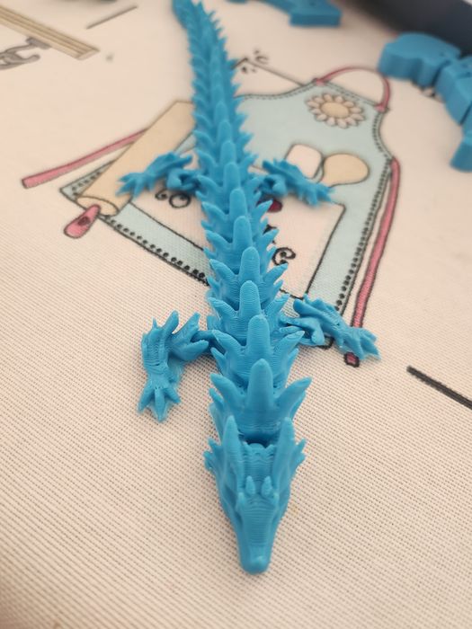 ЗD дракон и други модели играчки