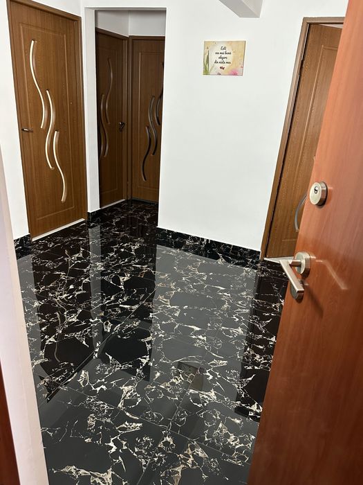 Apartament cu 3 camere