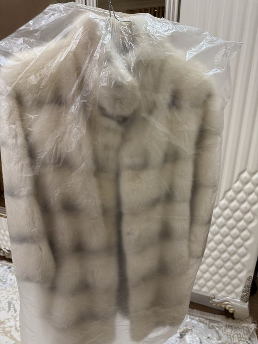 Шуба белвый 46размер