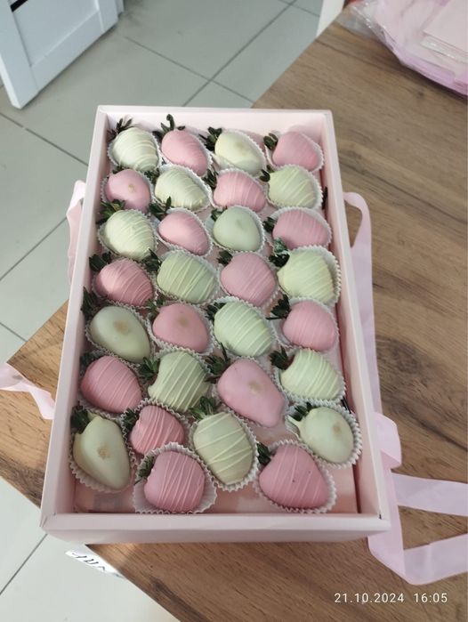 Клубника в шоколаде Алматы