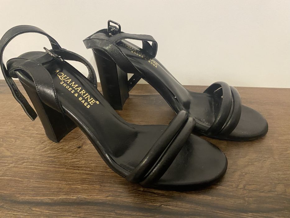 Черни сандали Aquamarine