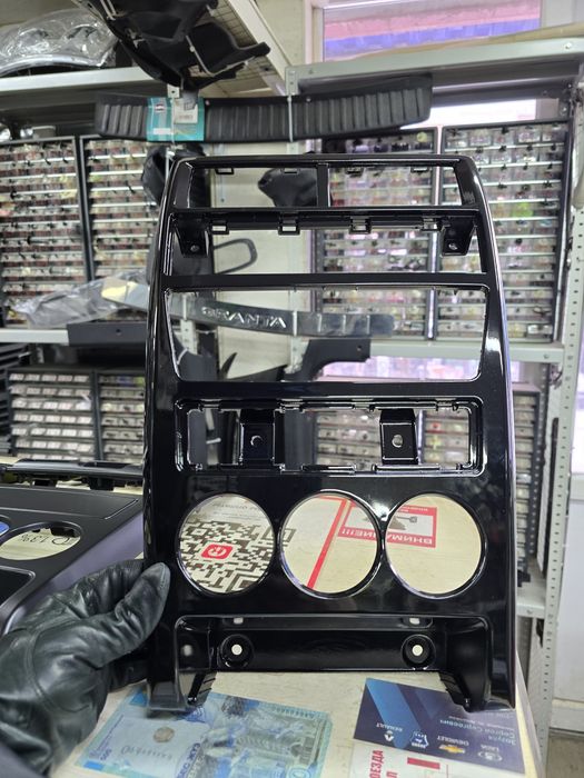 Консоль Приора 1 и 2 от 10000