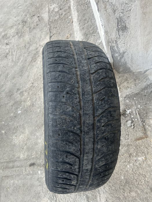 пара 205 55 R16 без шипов