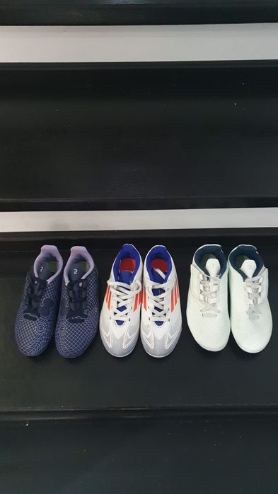 Vând ghete fotbal de copii