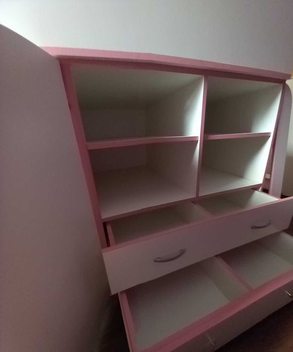 Детско легло със стълба