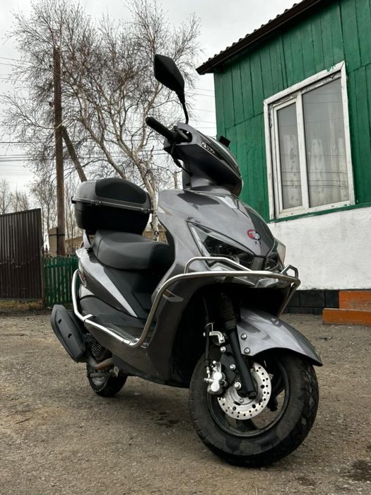 Скутер х7 м10 в отличном состоянии 250000