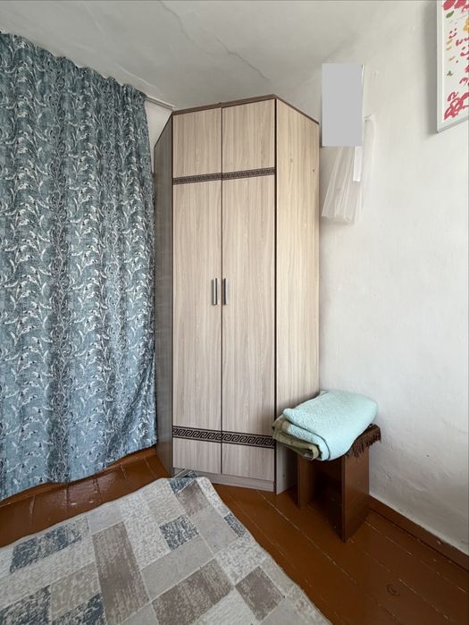 Продам угловой шкаф