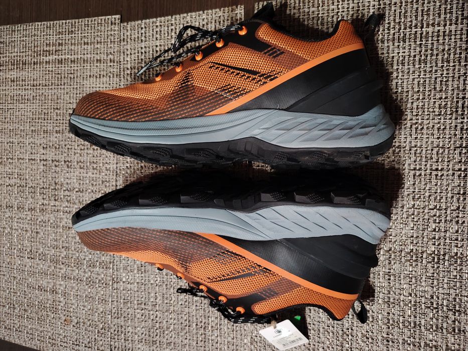 Маратонки с водна мембрана 44