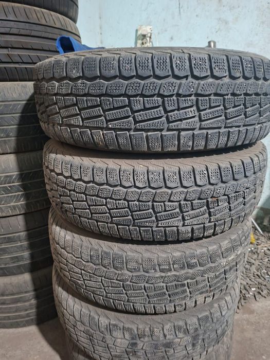 Продается шины в хорошем состоянии
