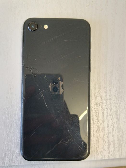 iphone se 64гб 75%