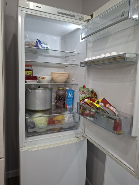 Продам холодильник