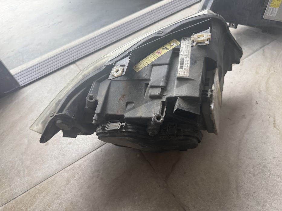 Фарове dynamic drive xenon за bmw e90