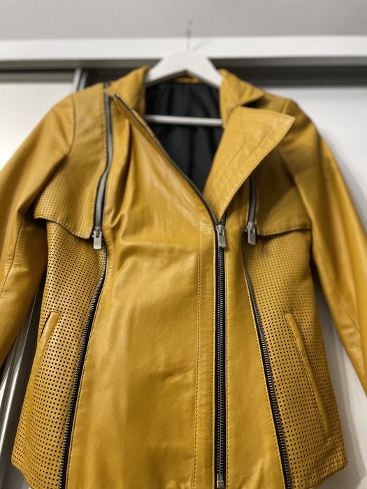 Страхотно кожено яке цвят горчица