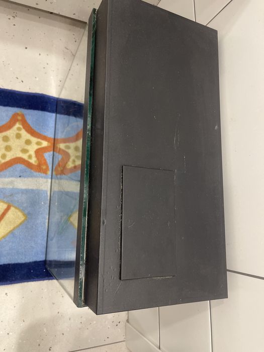 Продается аквариум 50-60 литров