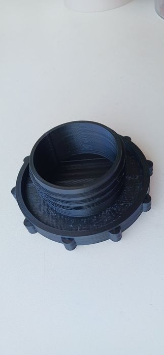 Крышка топливного бака погрузчика.  SR760Kk