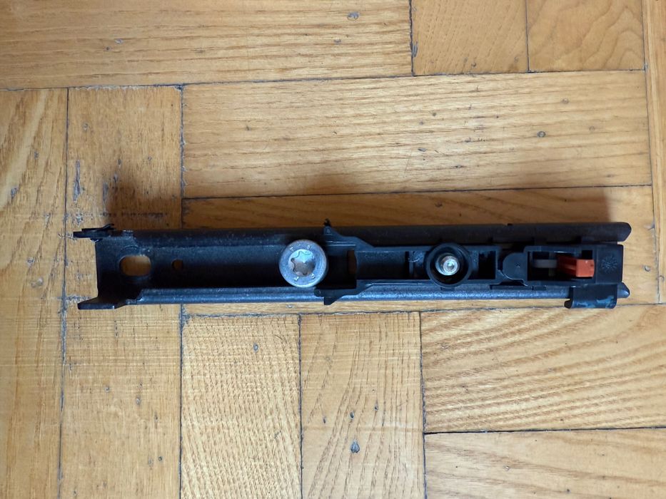 Плъзгач колан Пежо 308 Т7