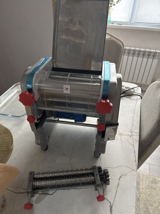 Тестораскаточная машина