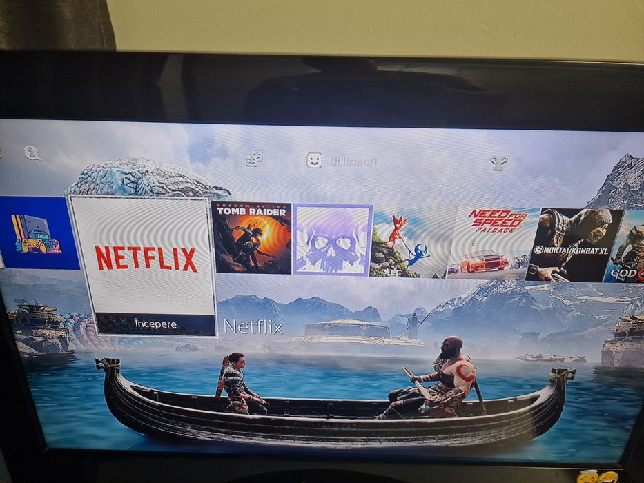 Consola PS4 Modat 500 GB Pret FIX