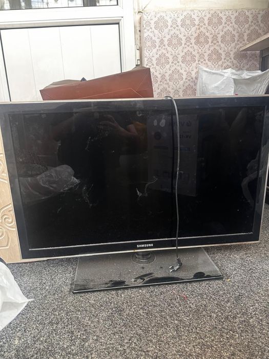 Телевизор самсунг