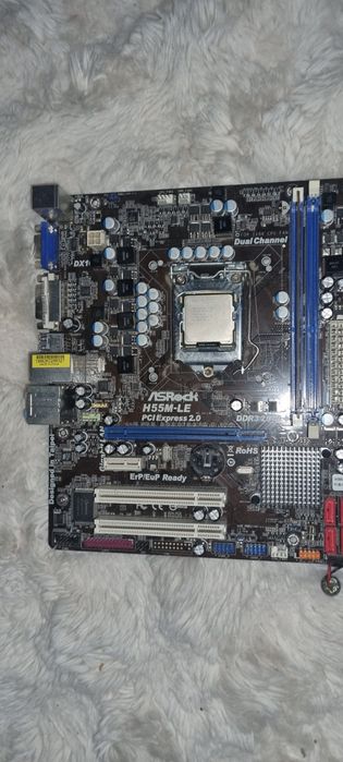 Vand placa de baza retro intel cu procesor i3