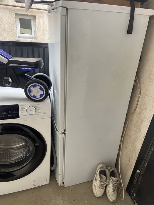 Холодилник,150 см