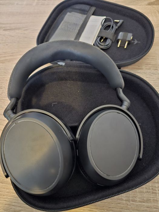 Vând căști și mouse gaming