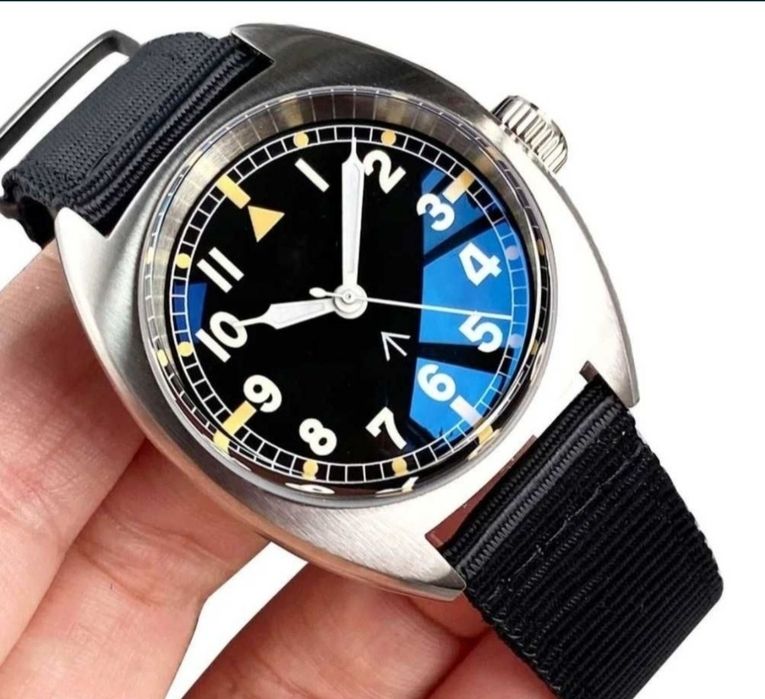 Мужские наручные часы Tandorio Pilot.