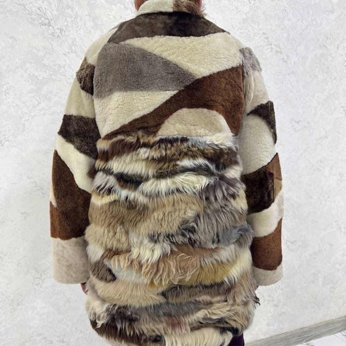 Шуба из натурального меха(овен)