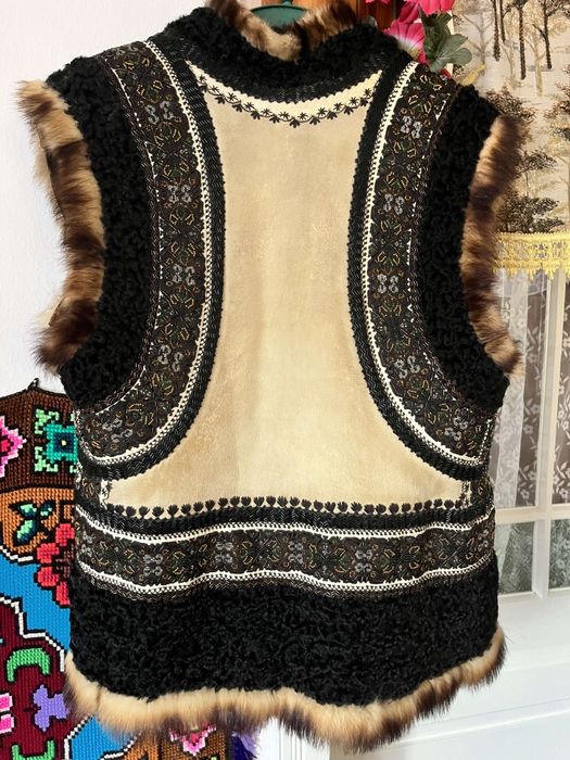 Haina Traditionala (pieptar)