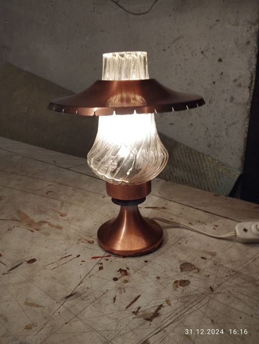 Продам настольные лампы, советские и современные, подвески