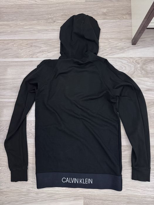 Мъжки суитшърт на Nike и Calvin Klein
