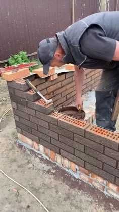 Кладка балкона•Облицовочный кирпич•Перегородки•Штукатурка•Стяжка