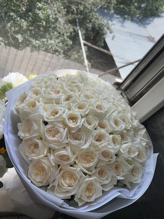 Гүл сатылады ……..
