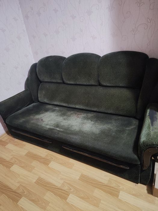 Диван и два кресла