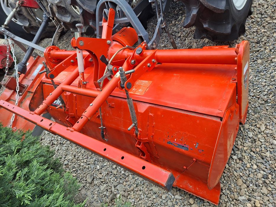 Tractor japonez kubota 27 cp4x4