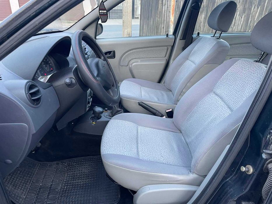 Dacia Logan 1.6 benzina 143.000 km dotari full