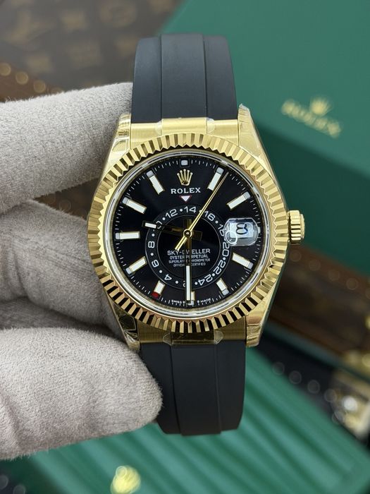 Rolex Sky-Dweller Oysterflex Gold 18k